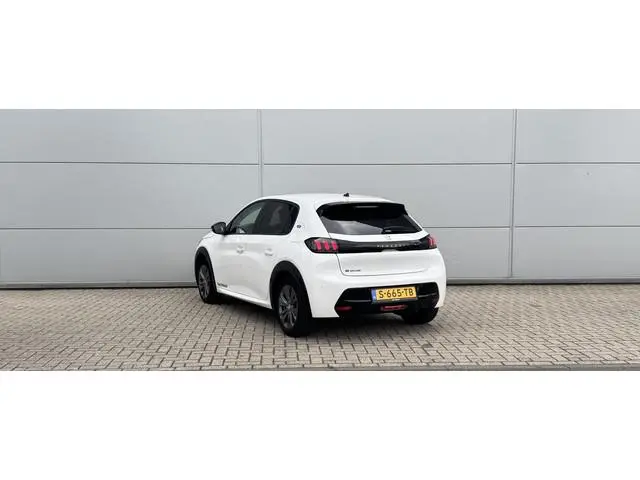 Peugeot e-208 EV Allure 50 kWh | Parkeersensoren | Navi | Cruise Control