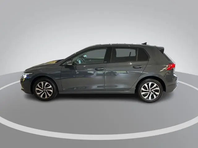 Volkswagen Golf 1.5TSI/150PK Active · Navigatie · Camera + Parkeersensoren · Apple Carplay/Android A...