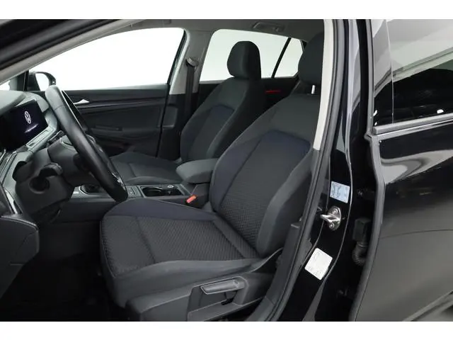 Volkswagen Golf 1.0 TSI Life | Stoel- Stuurverw. | Apple CarPlay | Navi | LED | PDC | Digi. Cockpit...