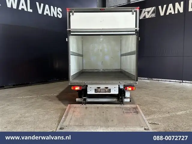 Renault Master 2.3 dCi 164pk Bakwagen Laadklep Euro6 Airco | LED | Cruisecontrol Bijrijdersbank