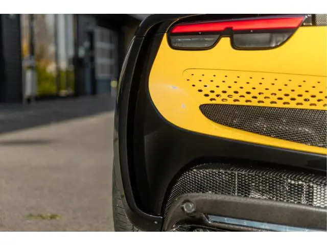 Ferrari 296