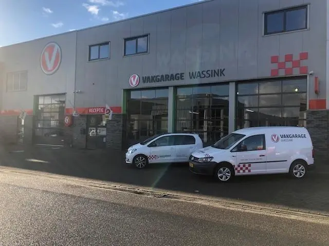 Volkswagen Tiguan 1.4 TSI eHybrid R-Line Business+ Black edition Plugin-hybride 1e eigenaar Pano 245...