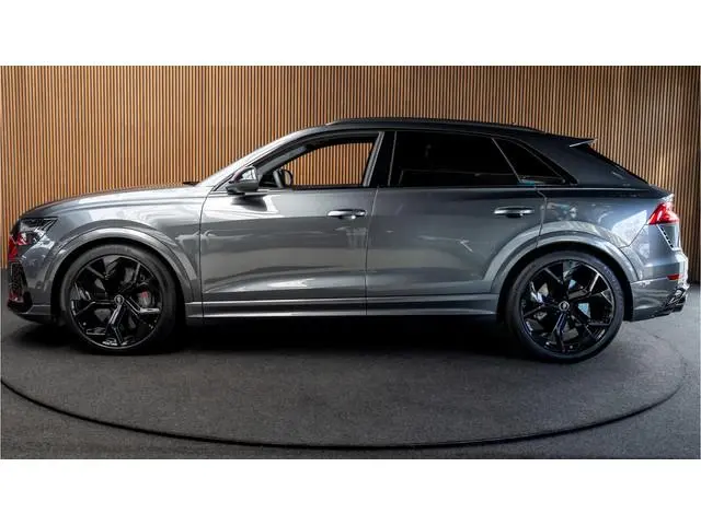 Audi RS Q8 4.0 TFSI B&O HUD Massage Keramisch Softclose ACC PDC Nachtzicht RS Seats Keyless 360 Came...