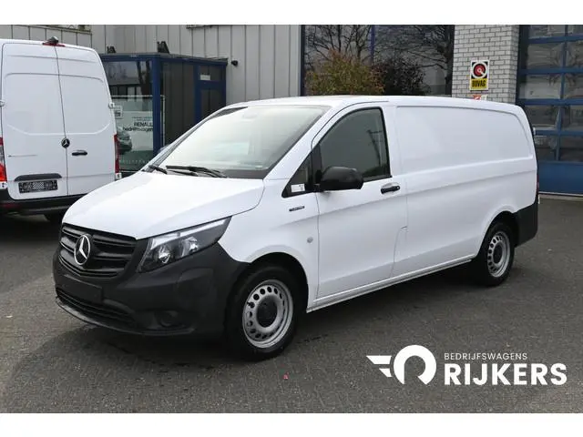Mercedes-Benz eVito 112 L2 261km WLTP 66 kWh Snellader, Camera, Achterdeuren, Apple Carplay/Android...
