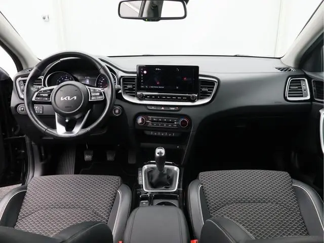 Kia Ceed Sportswagon 1.5 T-GDi DynamicPlusLine/ lage km/ zeer mooi!