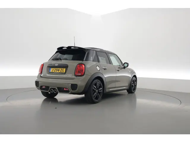 MINI Cooper S Hammersmith  - Orig. NL | Pano | HUD | JCW Pakket | Harman Kardon | Adapt. Cruise | St...