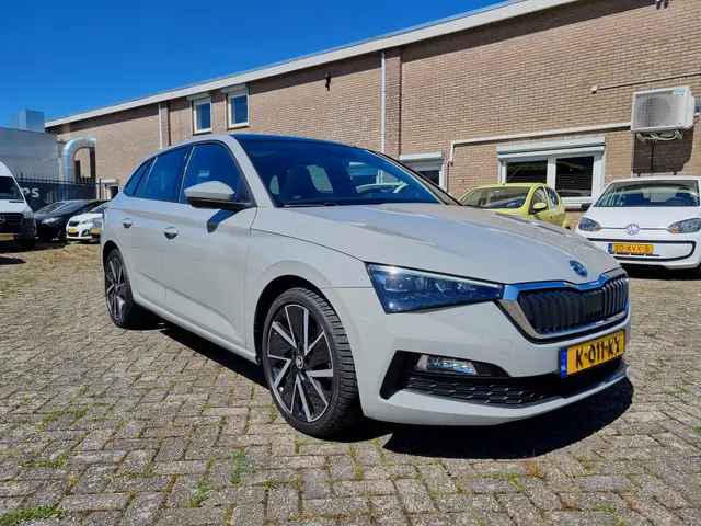 ŠKODA Scala 1.5 TSI Sport Business ✅SUPER MOOIE AUTO!
