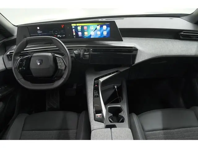 Peugeot 5008 1.2 Hybrid 136 Allure 7p | Camera | Apple CarPlay | Airco Separaat Achter | Keyless Ent...