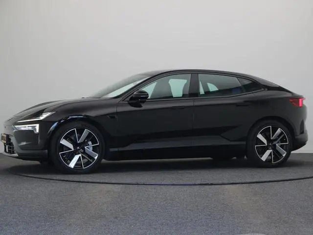 Polestar 4