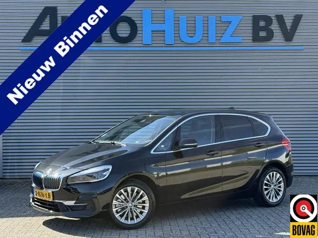 BMW 2-serie Active Tourer 225xe iPerformance Luxury Leer LED Stoelverwarming PDC