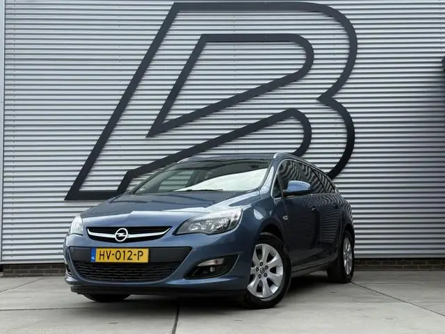 Opel Astra Sports Tourer 1.4 Turbo Blitz 1e Eigenaar|Navi|Airco|Cruise|Trekhaak|PDC|Dealer Onderhoud...
