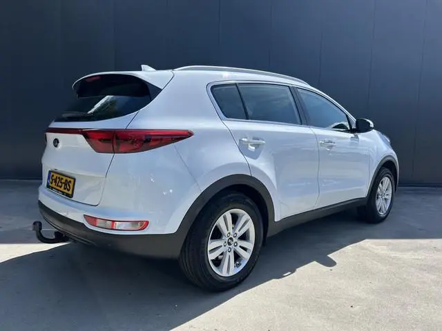 Kia Sportage 1.6 GDI First Edition CAMERA NAVI CRUISE TREKHAAK ECC