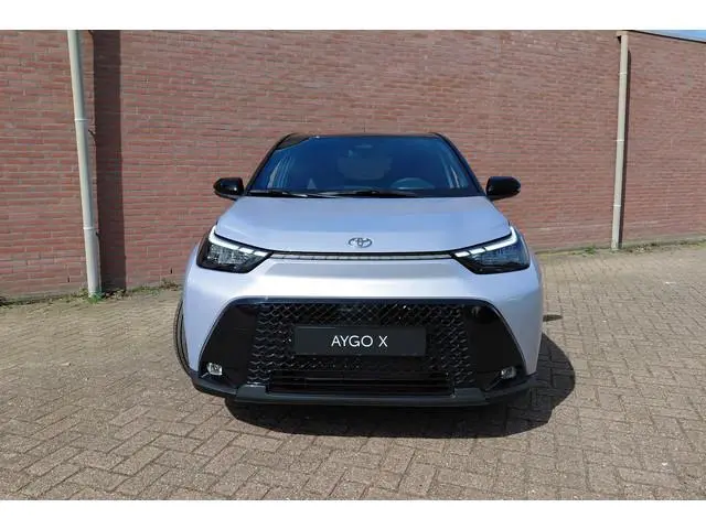 Toyota Aygo X Hybrid 115 envy Nieuw en uit voorraad leverbaar met € 1.500,- voordeel| JBL Audio | Ac...