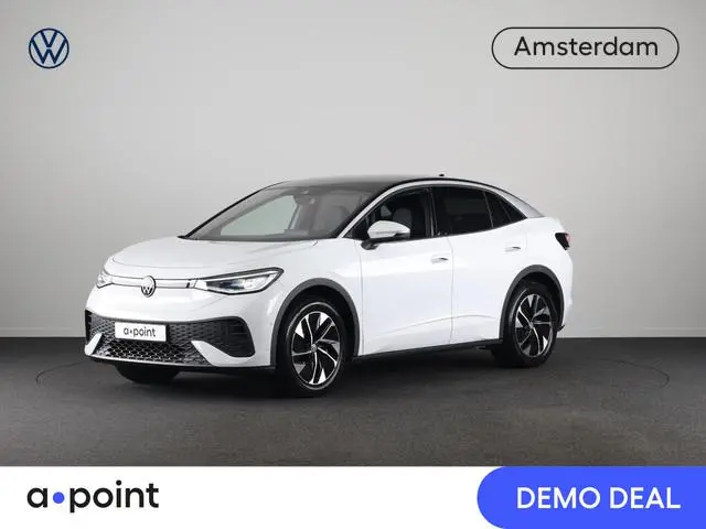 Volkswagen ID.5 Pro Business 77 kWh accu. 210 kW / 286 pk SUV Elek | 360 Camera | Led matrix | Navig...