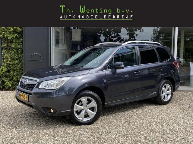 Subaru Forester 2.0 Premium | Panoramadak | Stoelverwarming | Cruise Control | Achteruitrijcamera |...