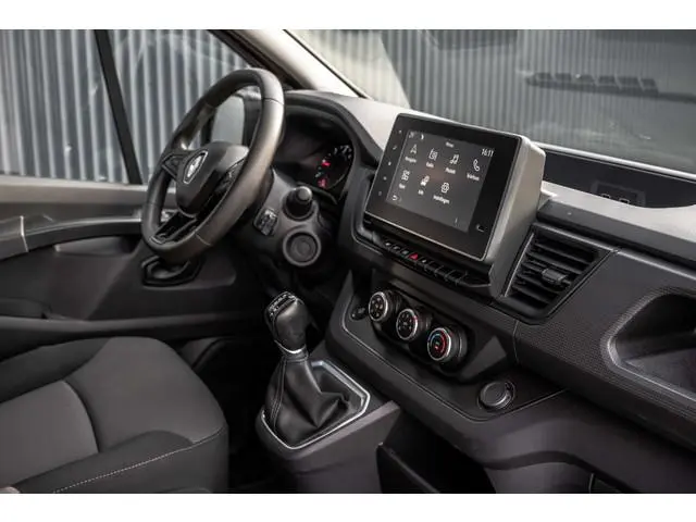 Renault Trafic 2.0 dCi 150 L2H1 | Automaat | 5-Zits | 150 PK | Camera | Cruise | Navi | Airco