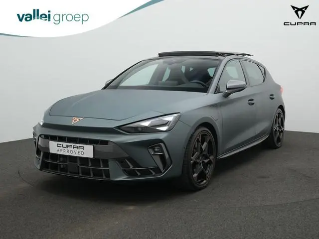 CUPRA Leon 1.5 TSI e-Hybrid 245 pk VZ | Panoramadak | Leder/alcantara kuipstoelen | Adaptief sporton...