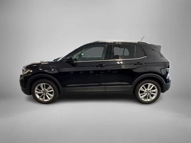 Volkswagen T-Cross 1.0 TSI 110pk DSG Style · Camera · Keyless · Dodehoeksensor · Apple/Android Car P...