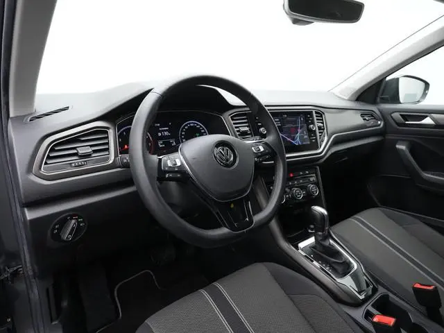 Volkswagen T-Roc 1.5 TSI 150 pk DSG Style | Trekhaak | Navigatie | Adaptive Cruise | Achteruitrijcam...