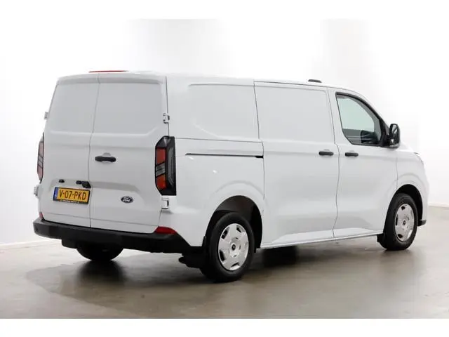 Ford Transit Custom 280 2.0 TDCI 136pk L1H1 Trend LED/Camera/Carplay 12-2023