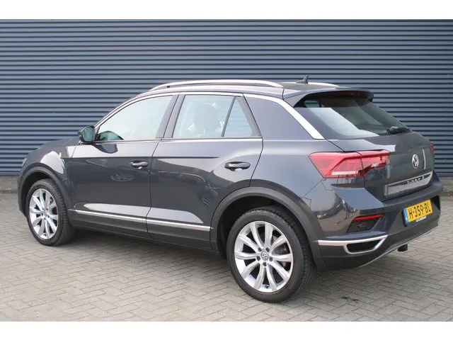 Volkswagen T-Roc 1.5 TSI Sport 150PK Full-Led Virtual-Cockpit DAB Afneembare Trekhaak