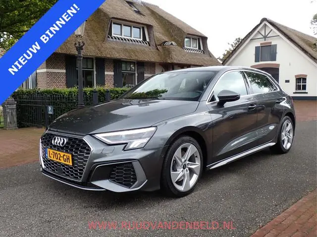 Audi A3 Sportback 35 TFSI S edition / 2X S-LINE / CARPLAY / CRUISE