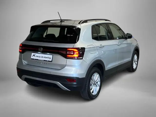 Volkswagen T-Cross 1.0TSI/95PK Life · Camera · Stoelverwarming · Apple/Android Car Play · Navigatie...