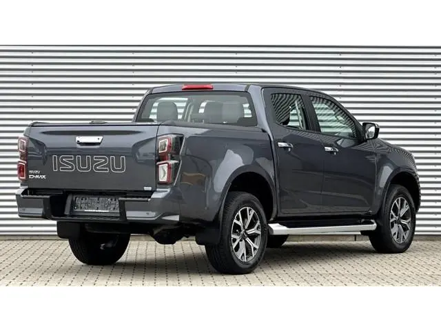 Isuzu D-Max