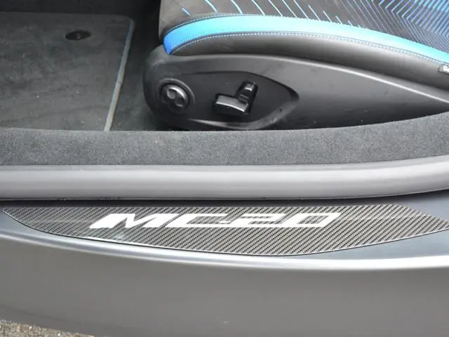 Maserati MC20