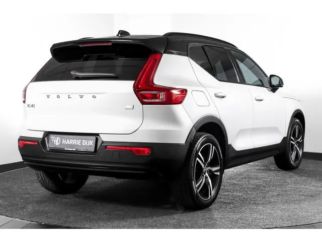 Volvo XC40 1.5 T4 Recharge R-Design Expression | Dig. Cockpit | Elek. Klep | Cruise | PDC | NAV+App....