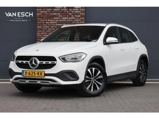 Mercedes-Benz GLA-klasse 250 e Luxury Line | Augmented Reality | Stoelverwarming | Widescreen | Zitc...