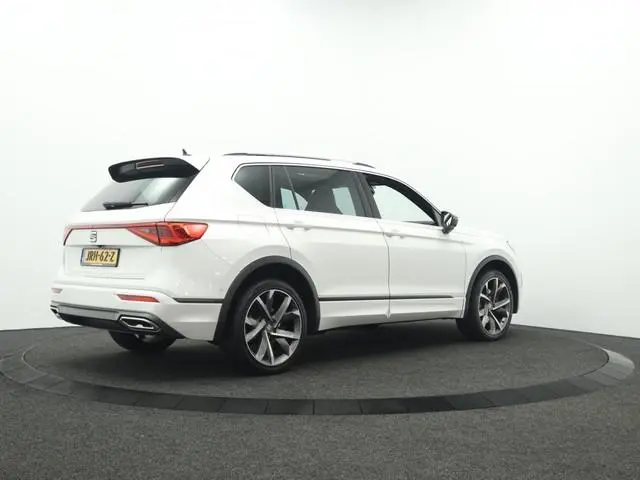 Seat Tarraco 1.4 TSI e-Hybrid PHEV FR 245PK DSG | Pano | Trekhaak elek. | All season | Navi