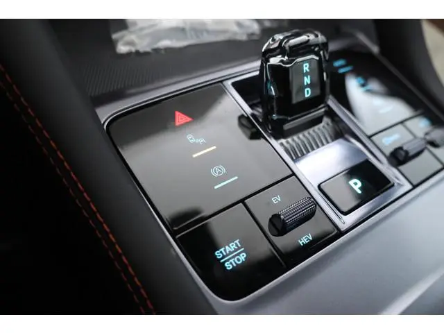 BYD SEAL U