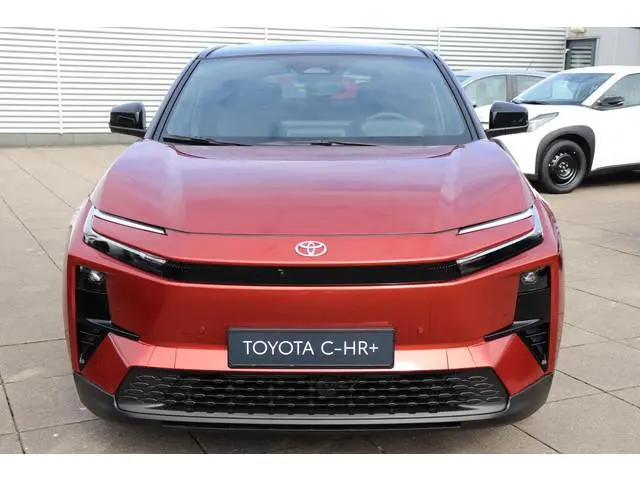 Toyota CHR +