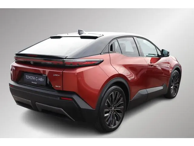 Toyota C-HR+ Executive AWD 77 kWh, Inruilpremie €3.000,-, 22kW AC, BSM, JBL, PANO, Bi-Tone, 360 grad...