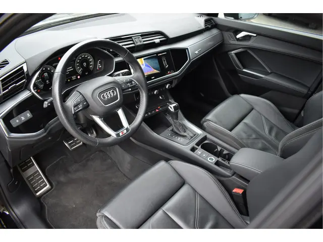 Audi Q3 Sportback 45 TFSI e S-Line 245 Pk Navi Leder Camera Trekhaak 20 Inch