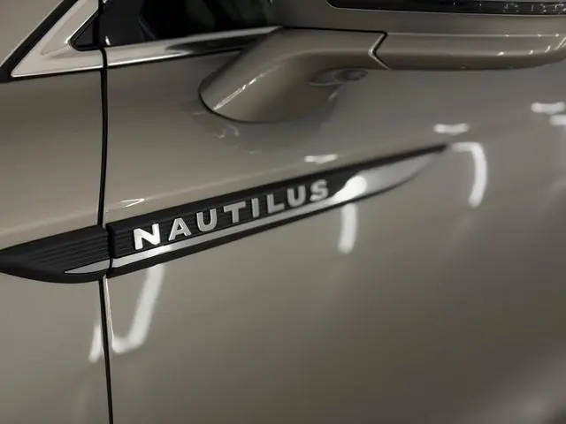 Lincoln Nautilus