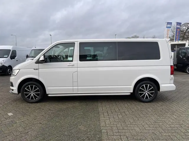 Volkswagen Transporter 2.0 TDI 150pk automaat L2H1 DC 5 persoons Highline / vaste prijs rijklaar € 3...