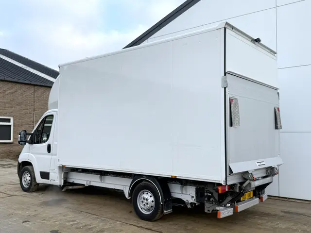 Peugeot Boxer 2.2 HDI 165PK Laadklep LED Cruise Control Climate Control Carplay Camera Standkachel K...