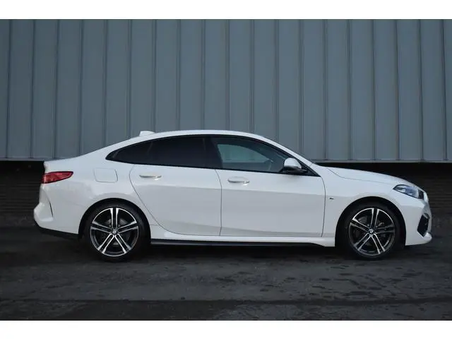 BMW 2-serie Gran Coupé 218i M-Sport | Schaalstoel | Carplay | Virtual | NL Auto | Stoelverwarming