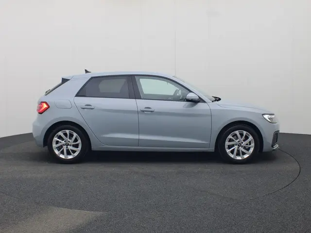 Audi A1 Sportback 30 TFSI/116PK Advanced · Apple/Android Car Play· Stoelverwarming · Clima · Parkeer...