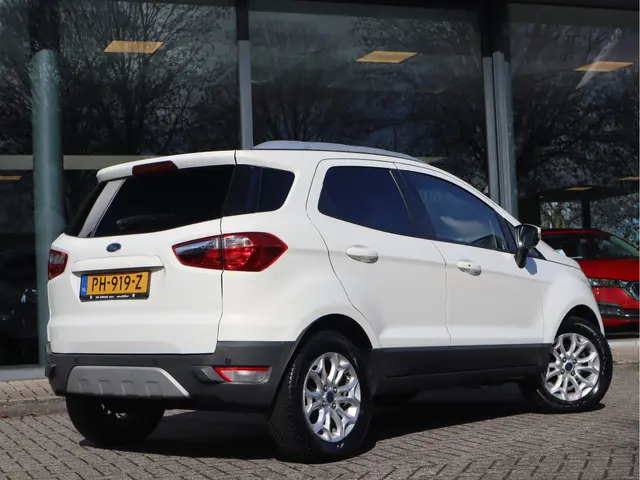 Ford EcoSport 1.0 EcoBoost Titanium Navi / Stoelverw / Keyless / Pdc Volledig onderhouden