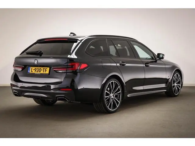 BMW 5-serie Touring 540i xDrive High Executive | LASER LED | HEAD UP | PANORAMADAK | 360 CAMERA | TR...