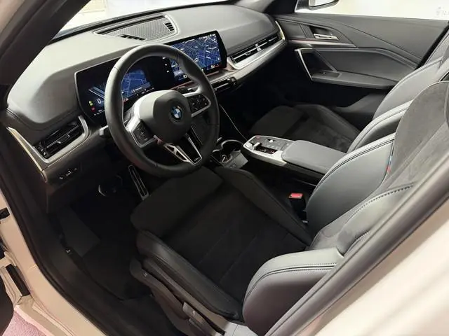 BMW X1 SDRIVE M-SPORT SHADOW LINE NAVI LED ELEK.KLEP ADAP.CRUISE LEER/ALCANTARA CAMERA M-SPORT INTER...