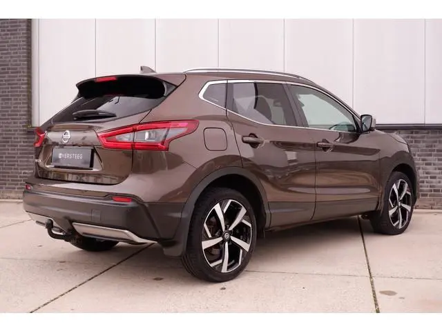Nissan Qashqai 1.2 Tekna + | Pano-Dak | Trekhaak | Leer | Bose | Navi | Camera | Climate