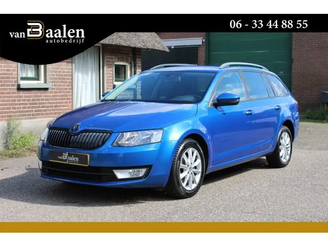 ŠKODA Octavia Combi 1.2 TSI  Ambition Businessline AUTOM NAVI TREKHAAK CRUISE 178000KM!!!