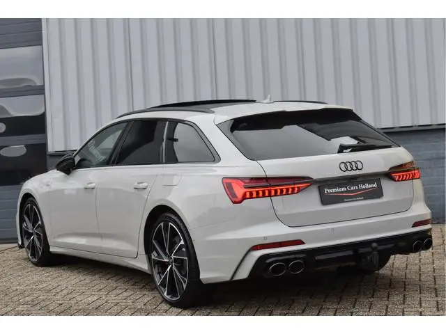 Audi A6 Avant 55 TFSI e Quattro Porsche Krijt Grijs Exclusive S-Line Competition 367 Pk Pano RS-Stoe...