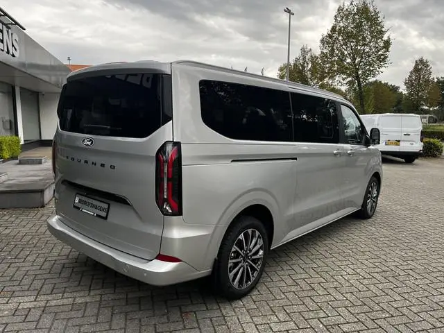 Ford Tourneo