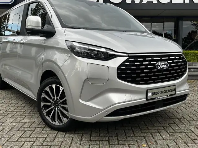 Ford Tourneo Custom 340 2.5 PHEV L2H1 Titanium X VIP Bus 8p. | Ex. BTW/Incl.BPM | FULL OPTIONS! | E-...