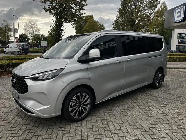 Ford Tourneo